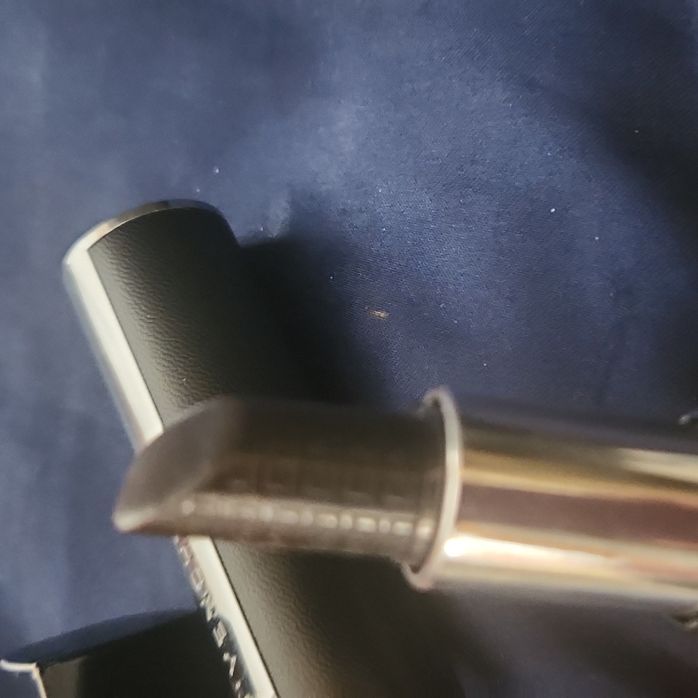 Givenchy Le Rouge Interdit - Picture 4 of 5